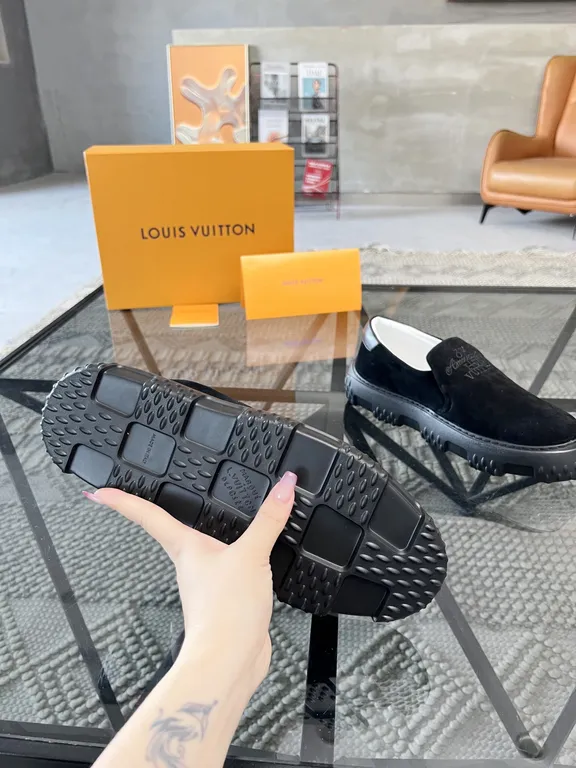 Louis Vuitton Shoe 